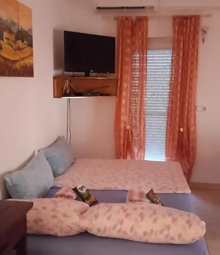 Claudia * Povljana