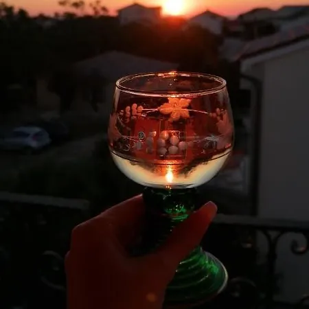 Claudia Apartament Povljana